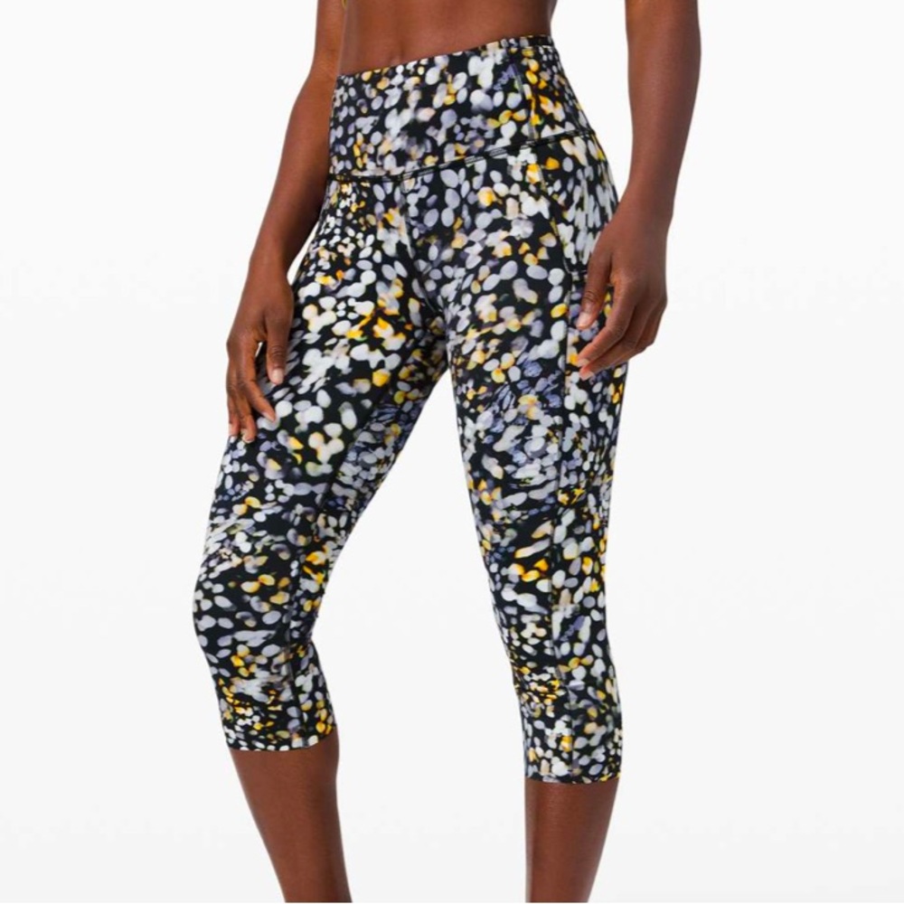 Lululemon Fast and Free Crop II 19" *Non-Reflective Metropolis Glow Multi Size 4